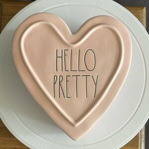 🌎 Rae Dunn Pink “Hello Pretty” Ceramic Heart 🩷 Shaped Lidded Box Matte Finish